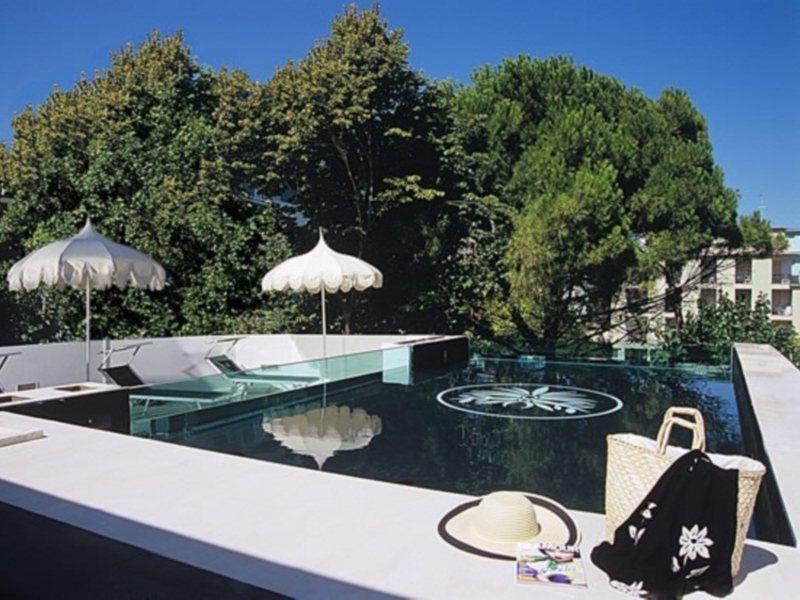 M Glamour Hotel Gabicce Mare Exterior foto